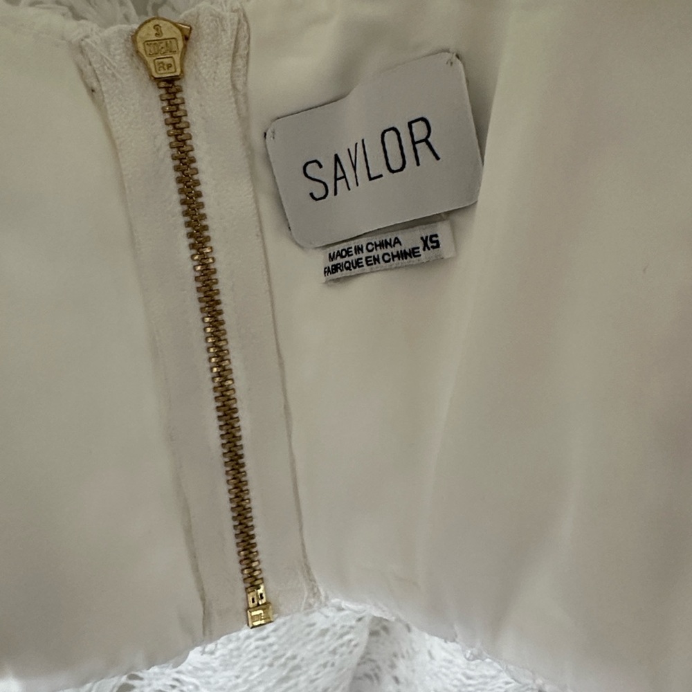 SAYLOR White Rella Set - Picture 7 of 8